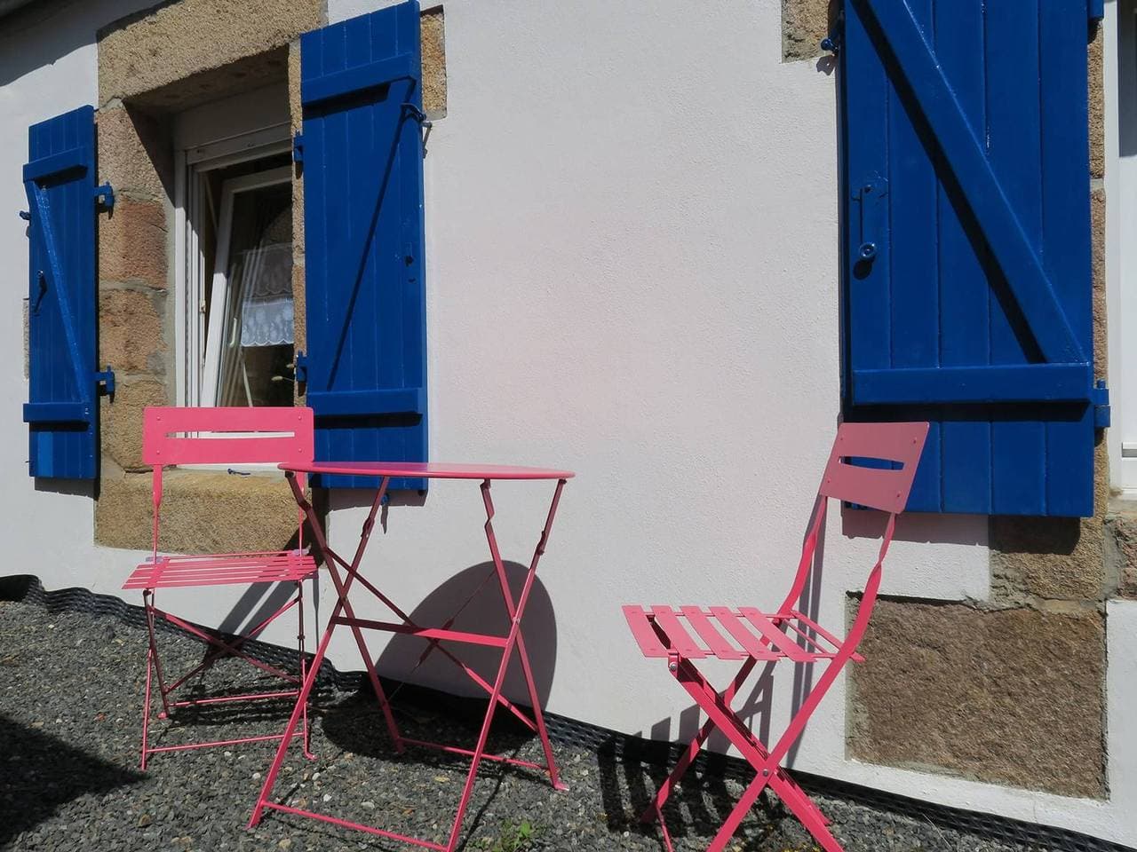 Foto 6 von 19: Charmante Maison Bretonne Rénovée, Wifi, à 200m du Centre de Perros-Guirec, Plages à 800m