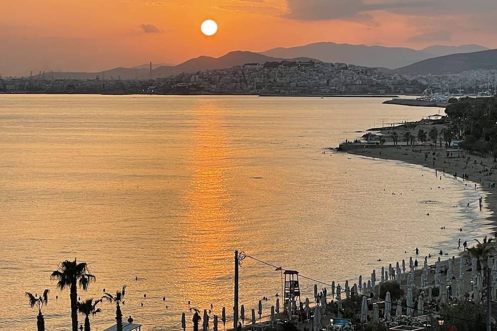 Athens Edem Beach Penthouse, panoramic sea view 1