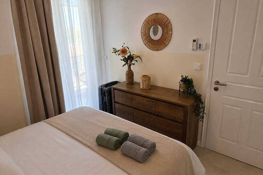 Foto 3 von 28: Villa Irini Ocean View 2-bedroom apartment with AC in charming Fryni