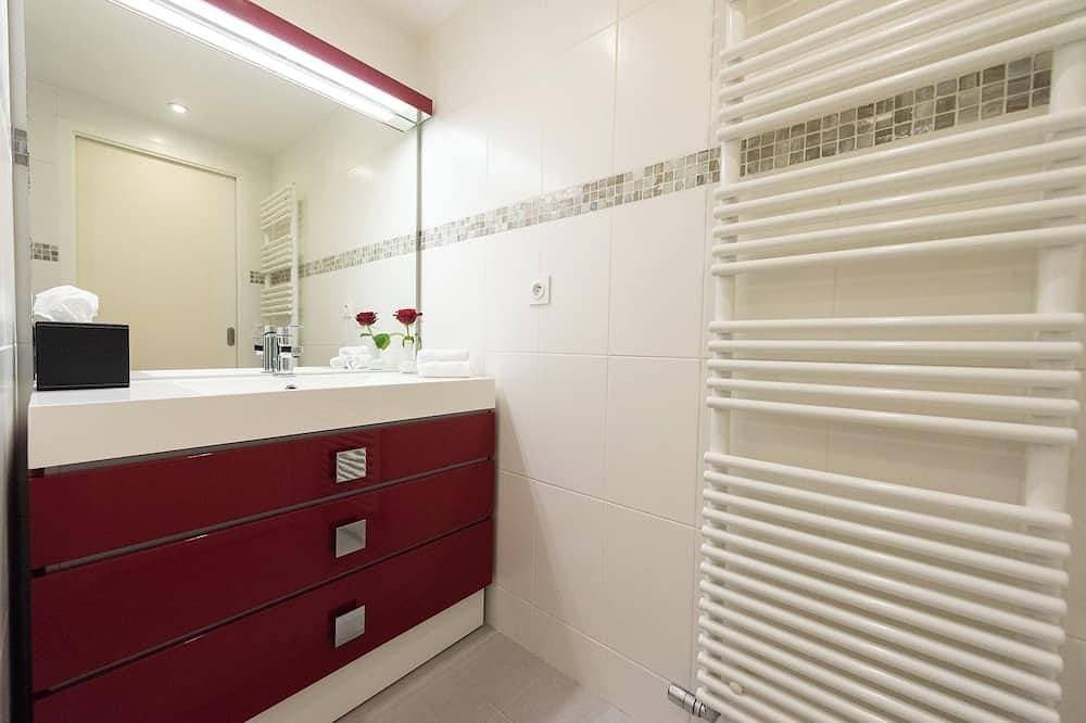Foto 6 von 30: Clos Céleste - Campagne D'etretat - Piscine et spa - Chambre B