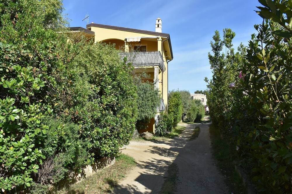 Foto 11 von 16: Ferienwohnung in villa mit Garten bis 5 Minuten vom Sandstrand