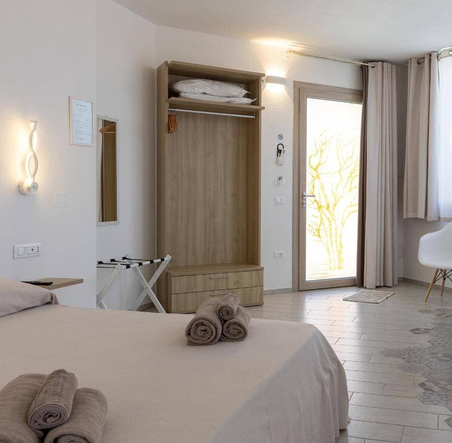 Foto 5 von 10: Double Room with Pool View