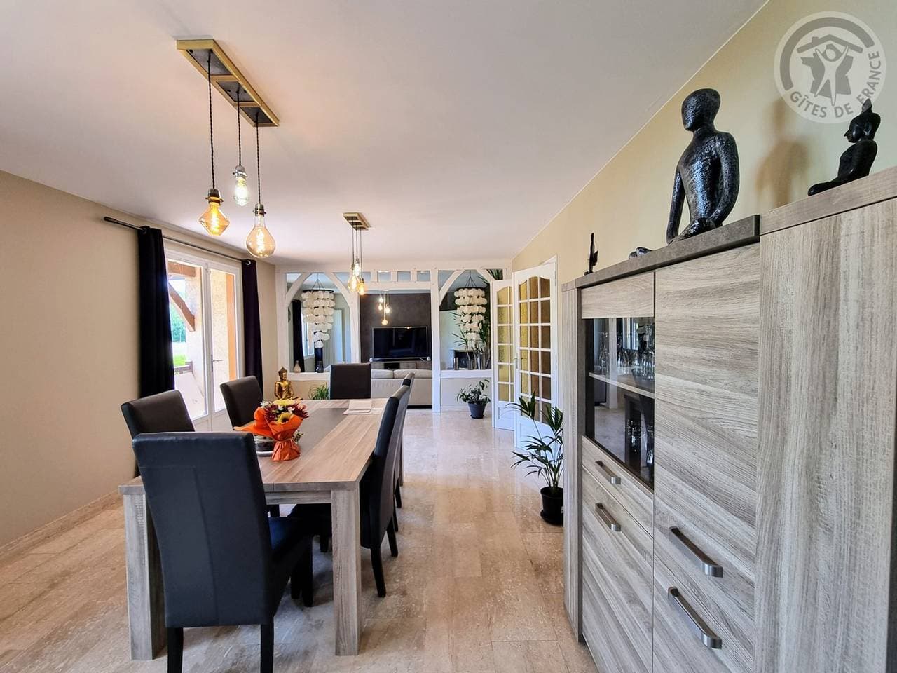 Foto 5 von 36: Geräumige Villa mit Spa und privatem Garten - Nahe Paris