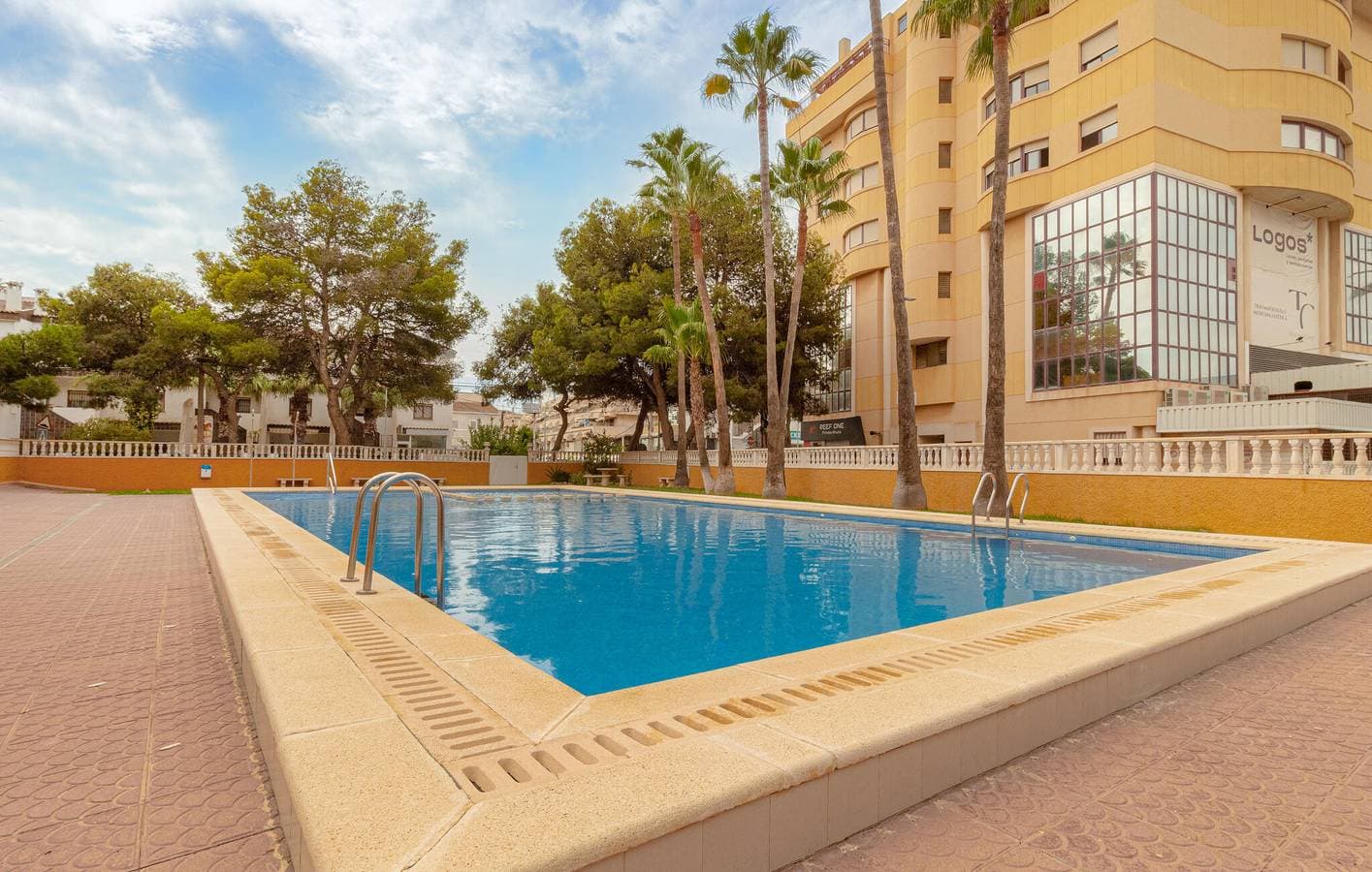 Foto 3 von 28: Gemütliches Apartment mit Pool, Terrasse & Klimaanlage | Strandnähe