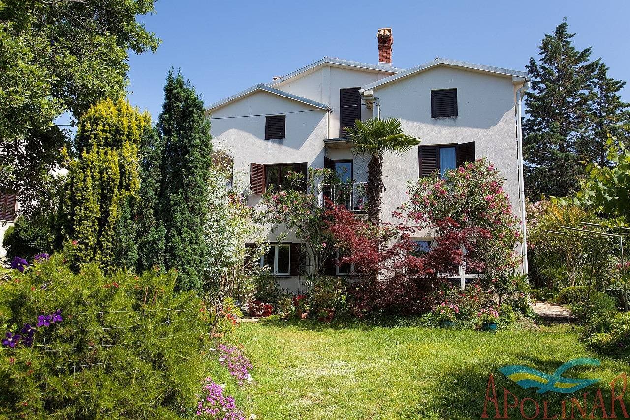 Foto 2 von 27: Spacious apartment Du  in  Malinska clouse to the sea