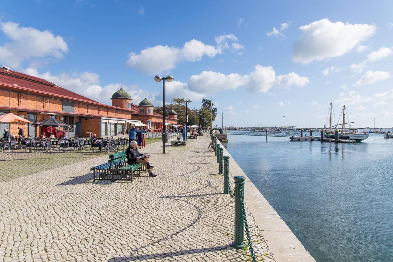 Historisches Stadthaus mit Dachterrasse und ruhigem Innenhof — 5 Minuten von Ferry & Market entfernt 1