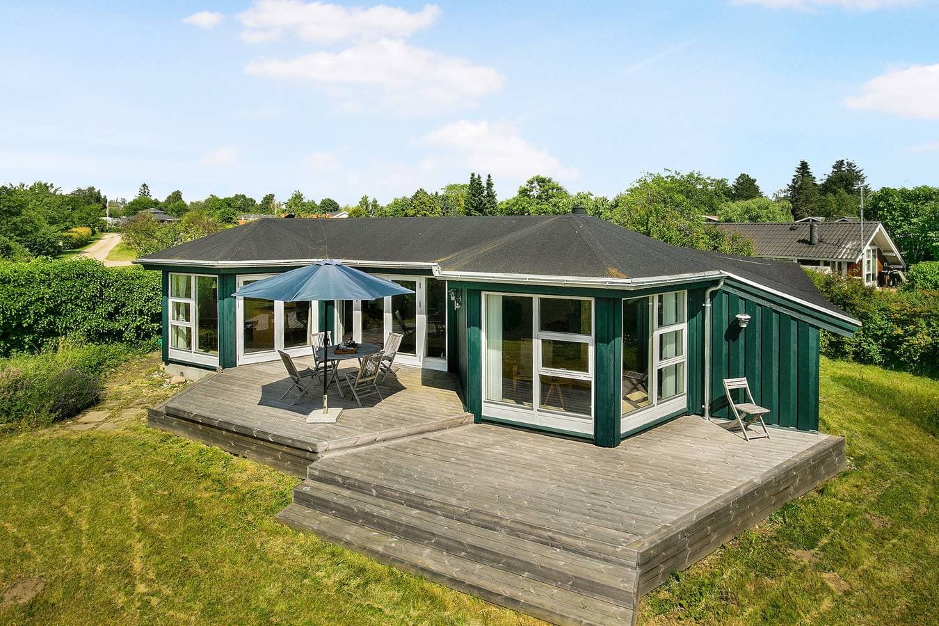 Ferienhaus in der Nähe von Wald und Strand 1