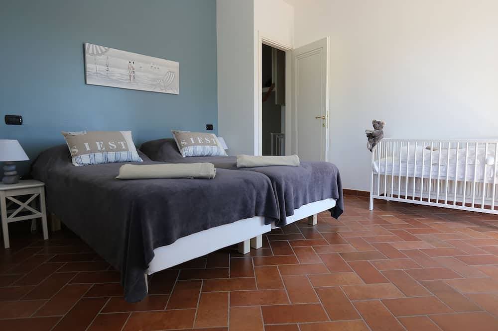 Foto 4 von 29: Schöne exklusive Villa 50 Meter vom See entfernt