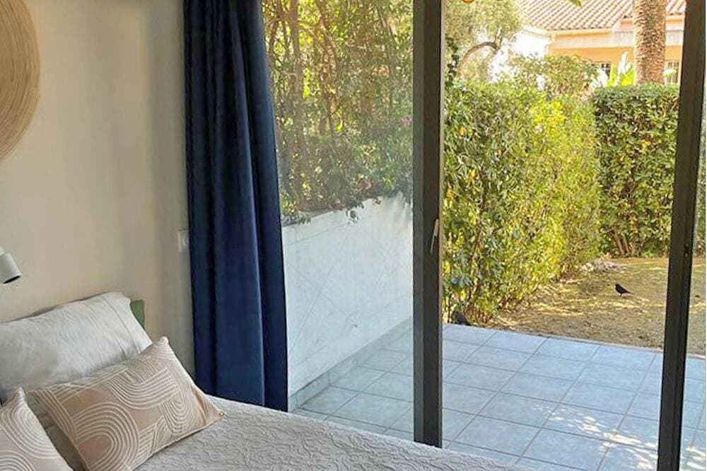 Foto 3 von 18: 23. A cosy little apt with pool, tennis court & parking in a quiet residence