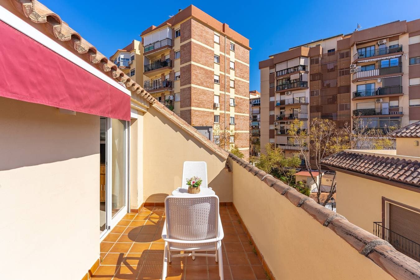 Foto 3 von 22: Apartment 'Central Fuengirola Terrace A222' mit privater Terrasse, WLAN und Klimaanlage