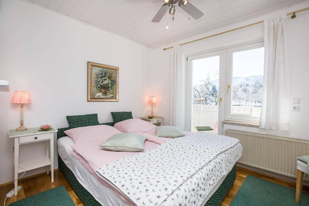 Foto 6 von 19: Double Room with Lake View