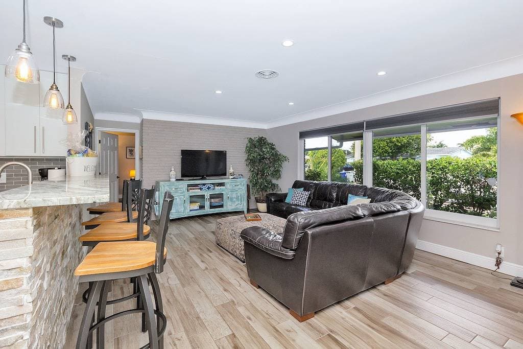 Perfektes Strandhaus! Großer 3/2 w / beheizter Pool, überdachtes Lanai & 2 M vom Strand entfernt 1