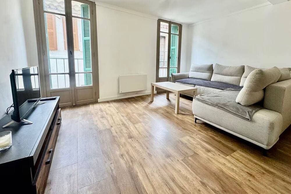 Foto 6 von 10: Renovated 2P apartment - Old town St Laurent.