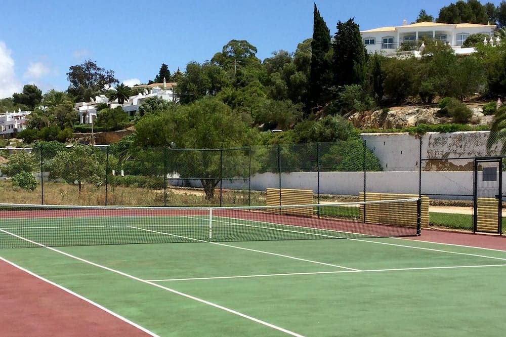 Foto 13 von 30: Luxuriöse Villa mit 2 Schlafzimmern auf der Quinta da Saudade mit 2 Pools, Tennisplatz usw.