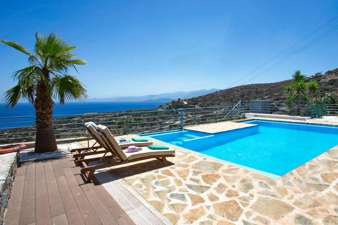 Foto 6 von 32: Villa für 6 Personen mit Terrasse
