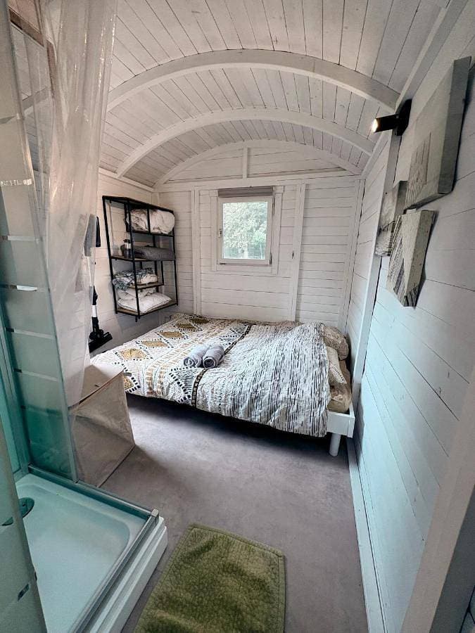 Foto 5 von 21: Triple Room with Garden View