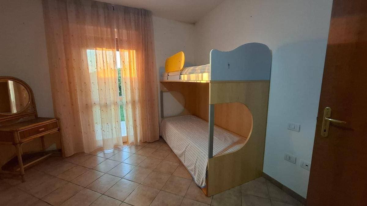 Foto 10 von 79: Three-Bedroom House