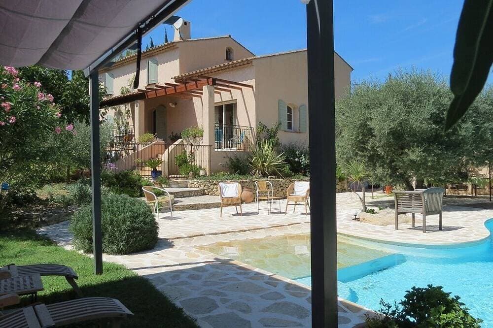 Foto 12 von 16: Maison Provencale Avec Piscine