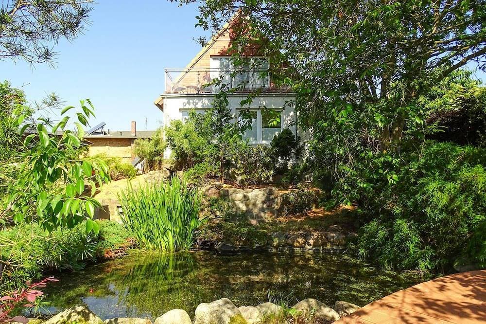 Gemütliches Haus im Pinnow Ot Garden mit WLAN 1