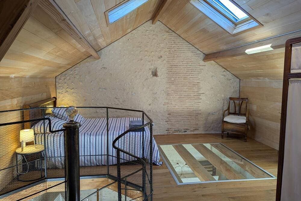 Foto 5 von 30: Abgelegenes Haus mit privatem Pool und Spa, Charente