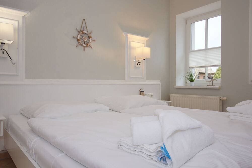 Foto 3 von 30: Haus Seeblick Whg 06 mit Balkon und Seeblick - Csp: Haus Seeblick mit 9