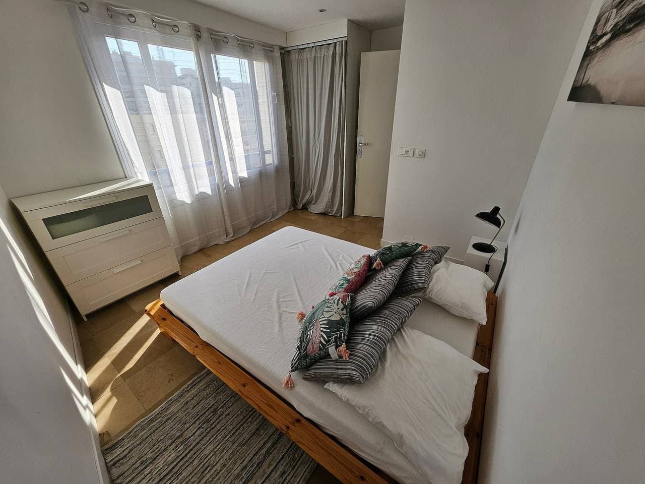 Foto 7 von 12: Zentrales Juan-les-Pins Colombier: 1-Zimmer mit Meerblick & Parkplatz