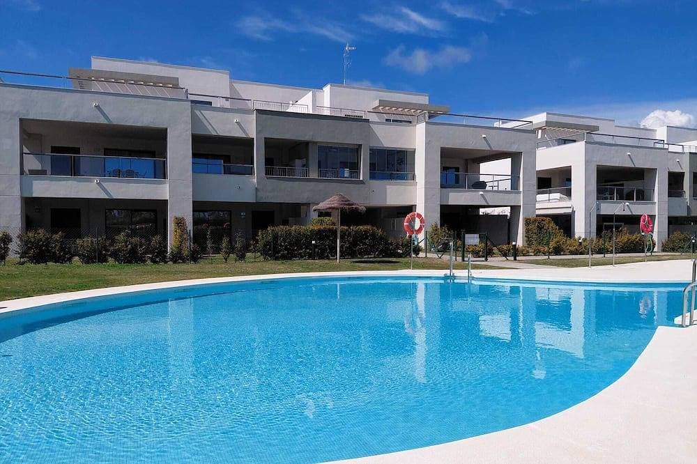De Luxury          . 1