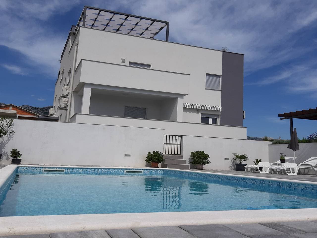 Foto 4 von 24: Ferienwohnung für 4 Personen mit Terrasse
