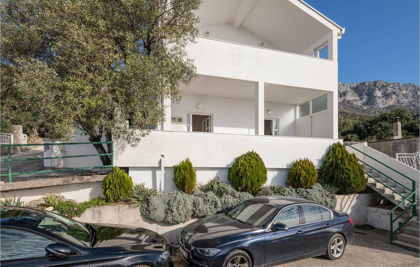 Charmantes Apartment mit WLAN und Terrasse, 200 m von der Küste entfernt in Podaca 1