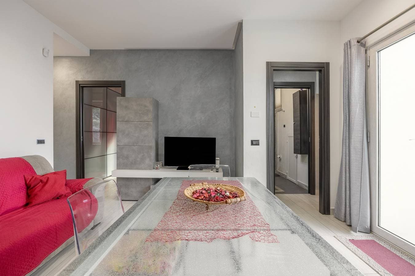 Foto 5 von 35: Apartment 'Lido Azzurro Sea Terra' mit Bergblick, WLAN und Klimaanlage