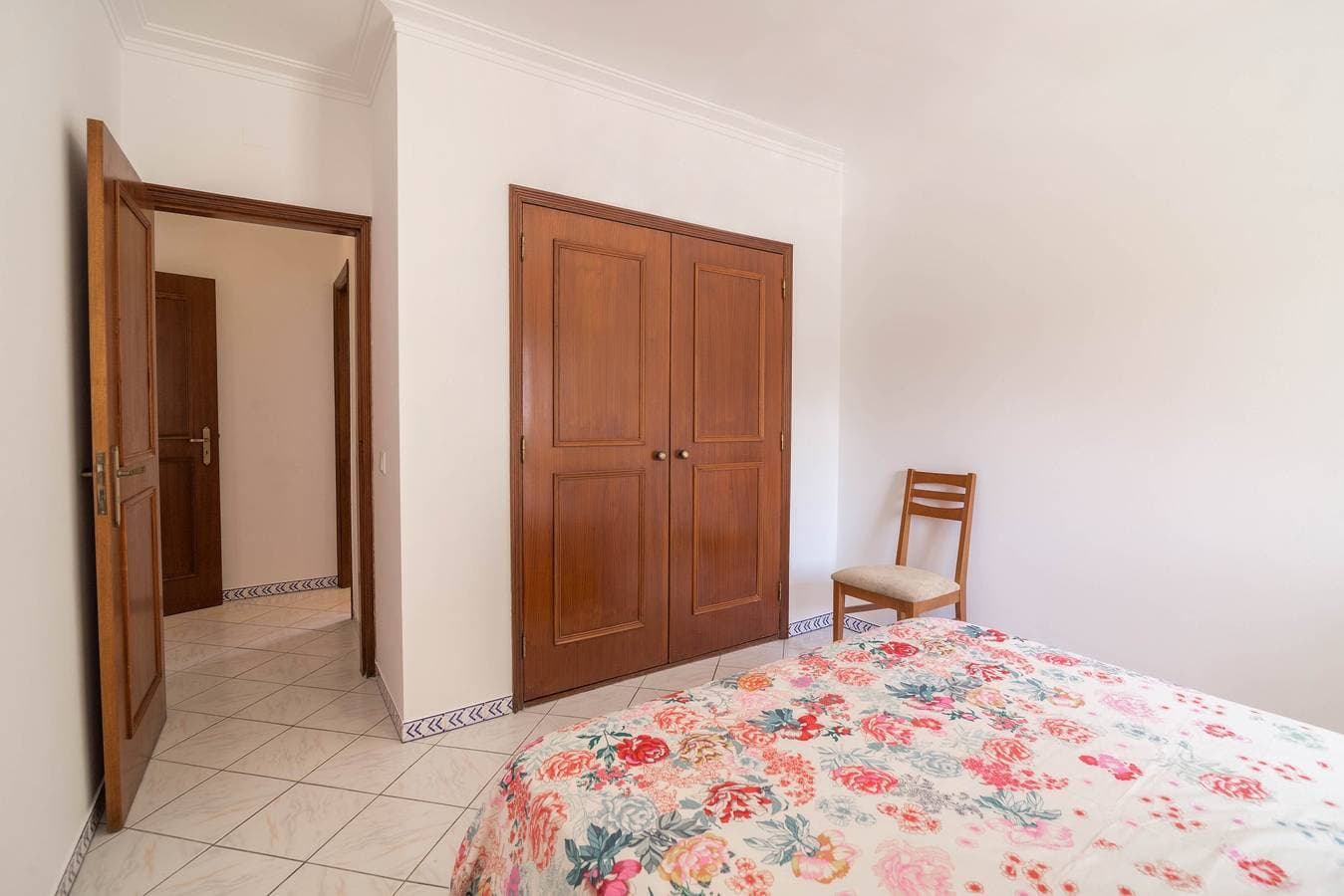 Foto 9 von 20: Schöne Ferienwohnung Marjoh Al mit Pool, Balkon, Klimaanlage und WLAN