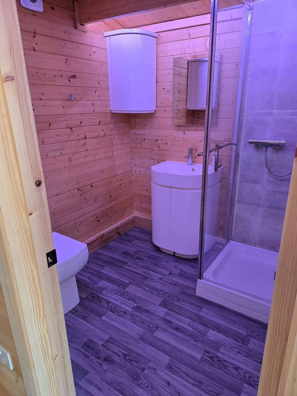 Foto 13 von 19: Blockhütte für 2 Personen mit Garten