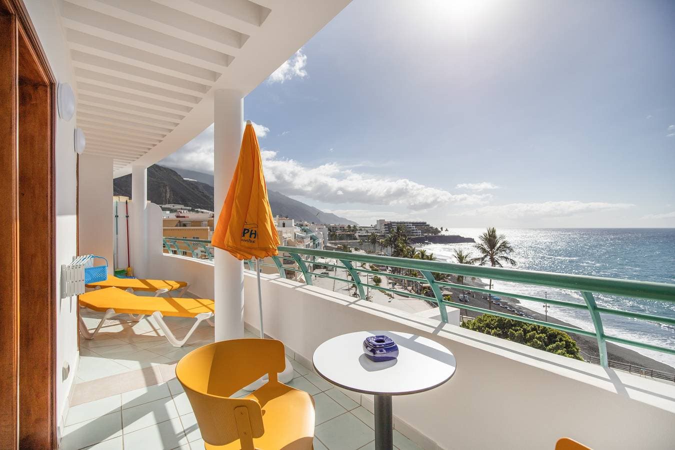 Foto 2 von 34: Apartment 'Playa Delphin 403' mit Meerblick, Balkon und WLAN