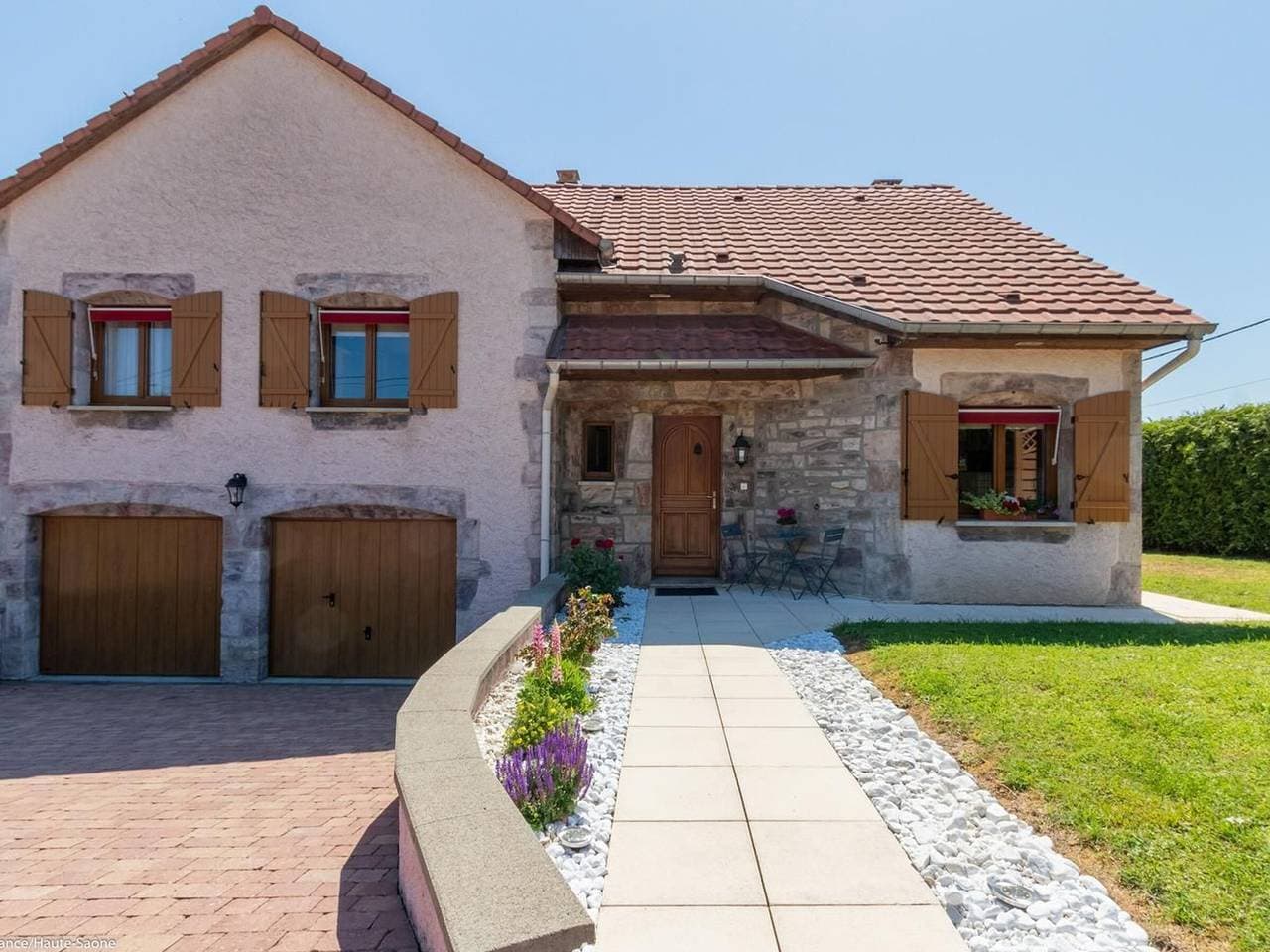 Foto 6 von 35: Moderner Komfort in den Südvogesen mit Pool und Jacuzzi