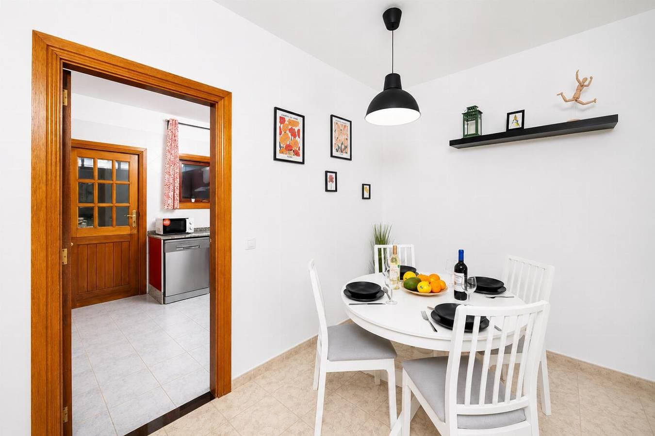 Foto 10 von 19: Villa für 4 Personen mit Terrasse