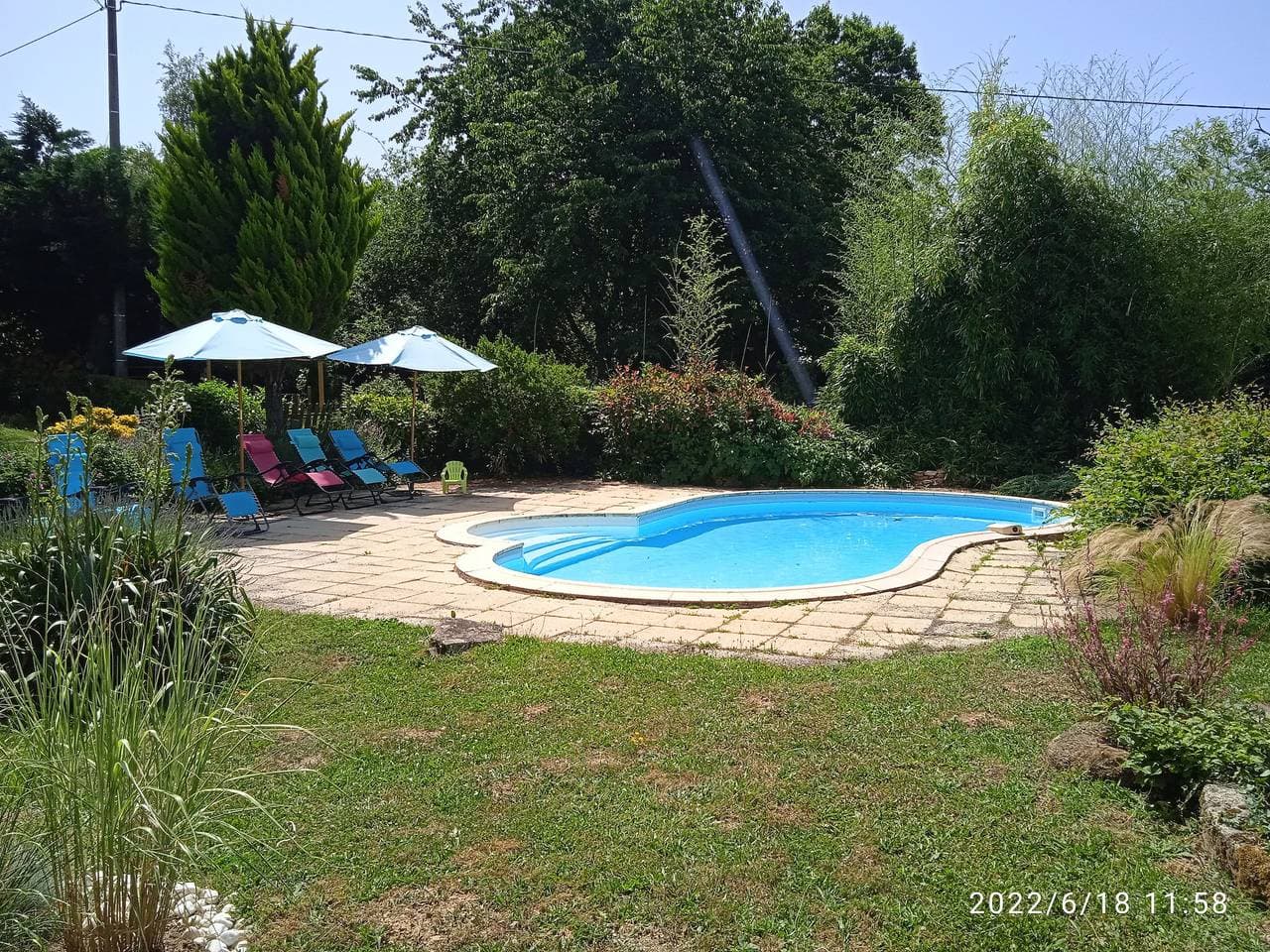 Ferienhof auf dem Land mit Privatpool, Teich, großem Garten und viel Platz für Familie und Kinder 1
