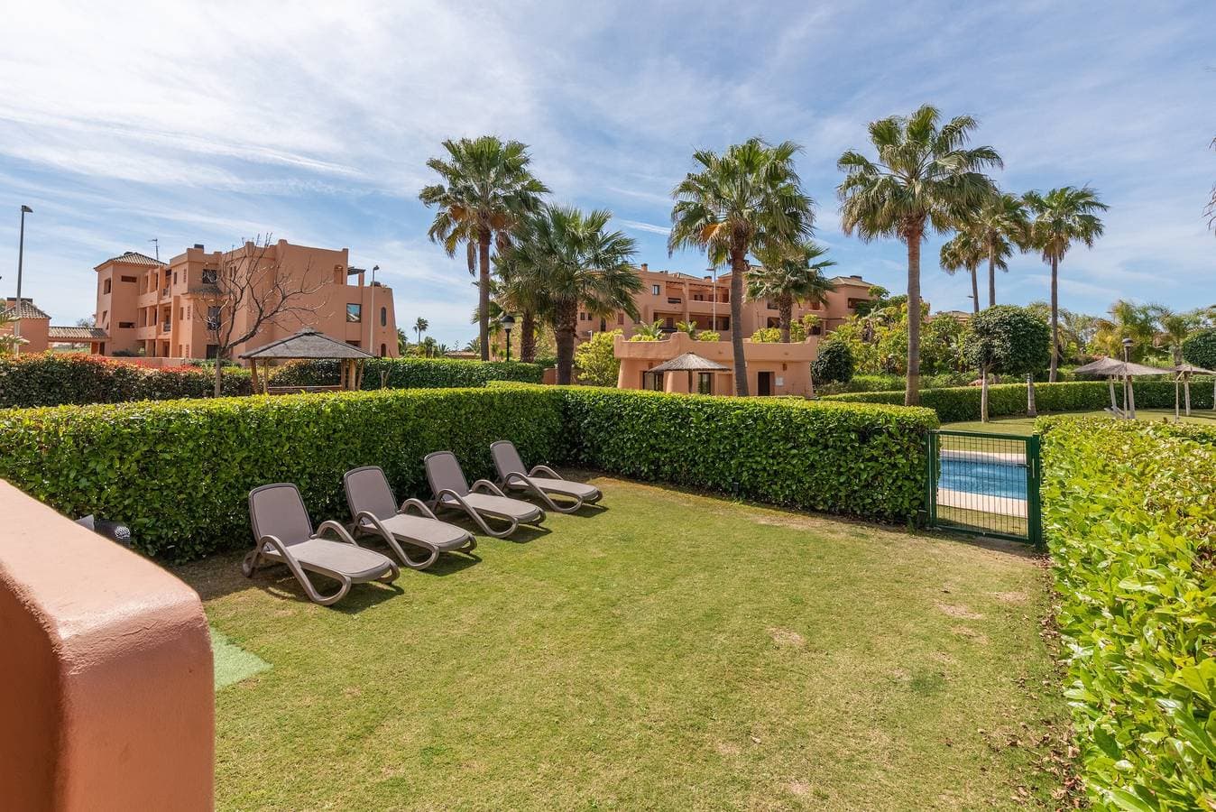 Foto 2 von 35: Ferienwohnung 'Casares Beach Golf' mit Gemeinschaftspool, Wi-Fi und Klimaanlage