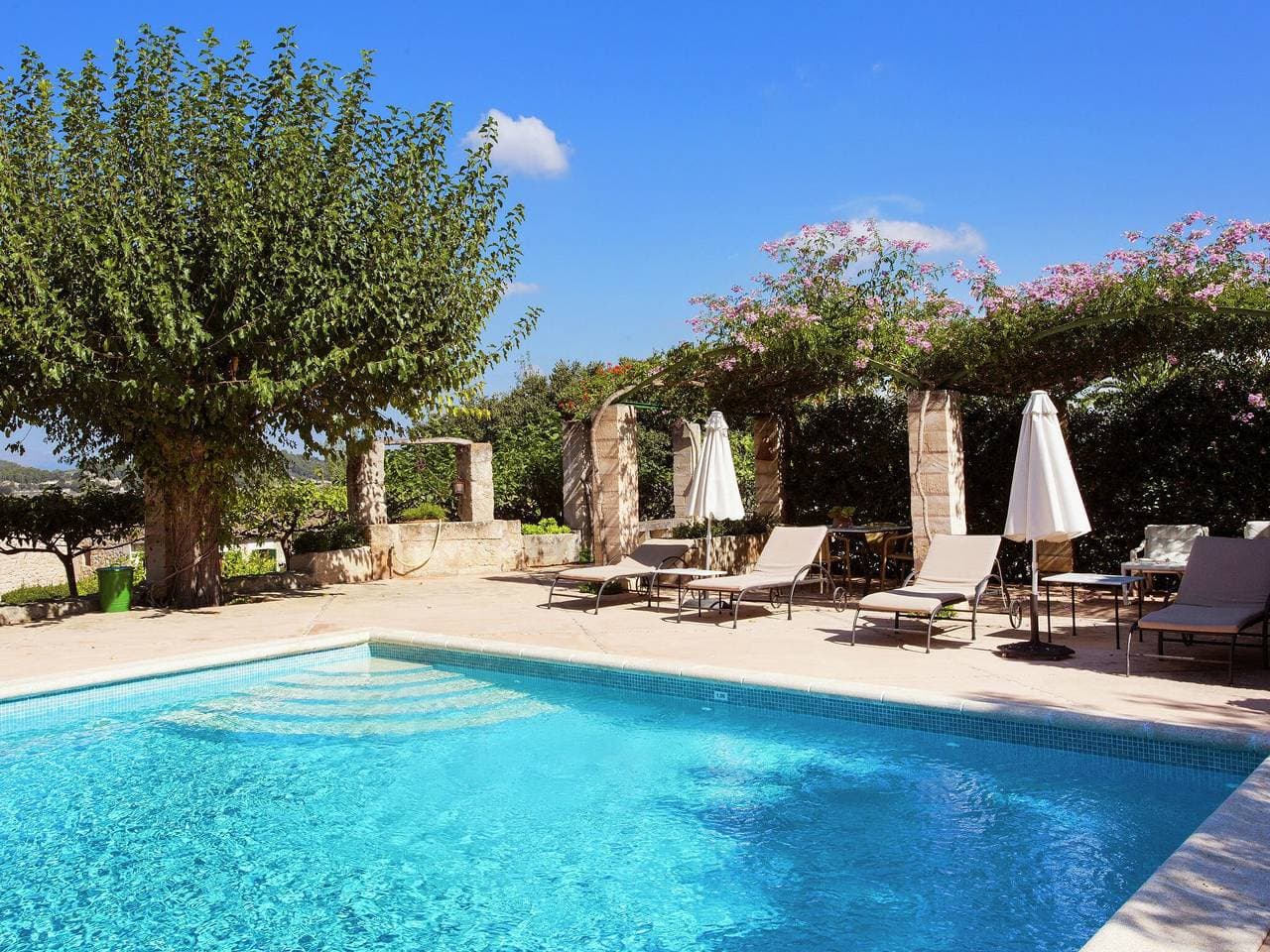 Foto 2 von 43: Reihenhaus auf Mallorca mit Pool