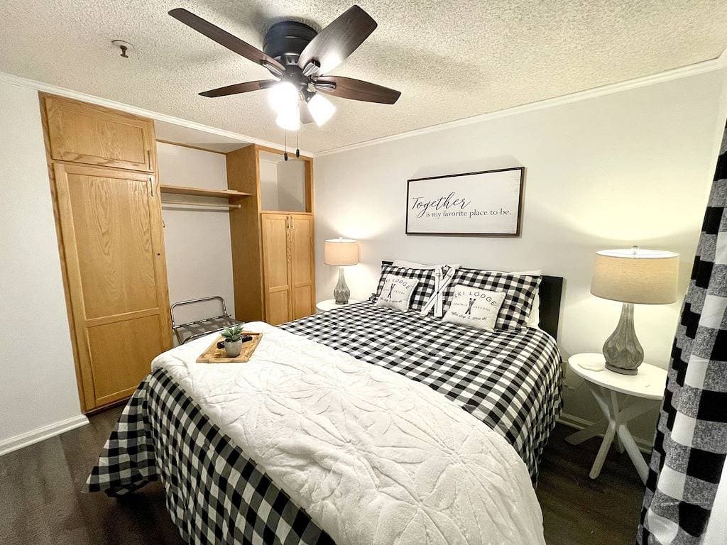 Foto 5 von 29: First Floor @ Main Lift Ski-In+Out, Remodeled 1Br