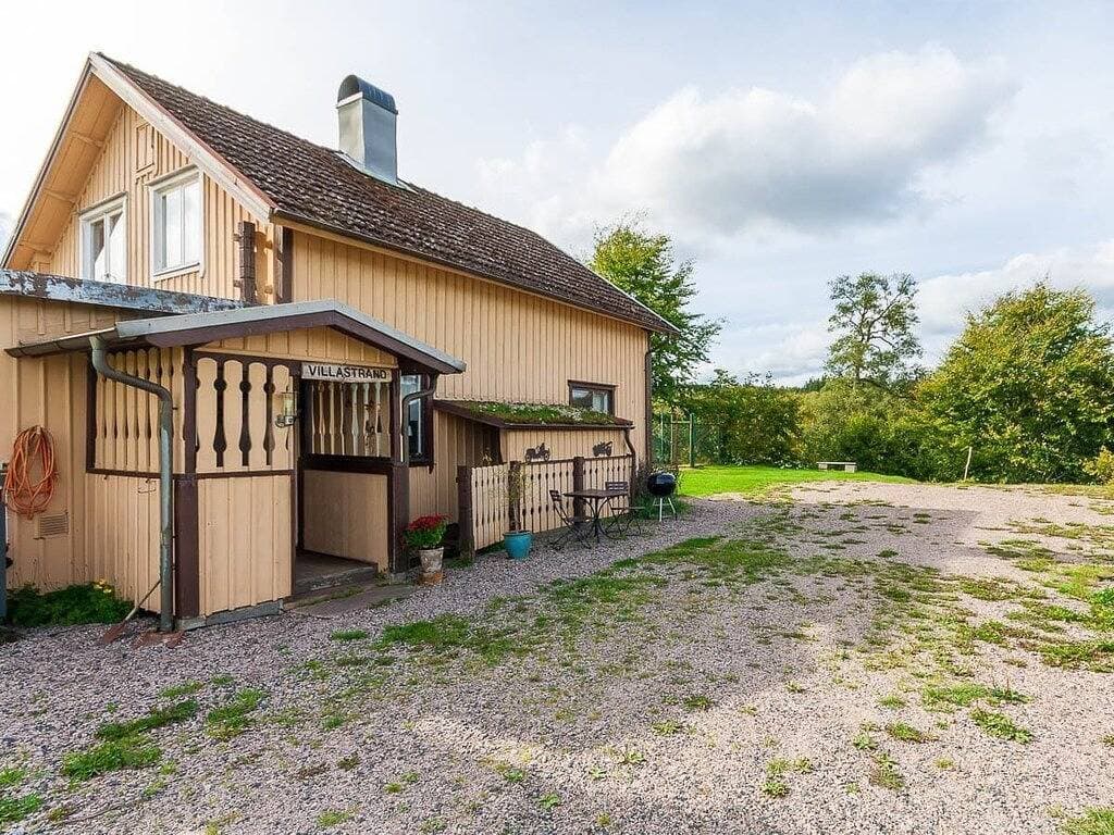 Foto 3 von 39: Ferienhaus in Hökerum mit Schwimmbecken