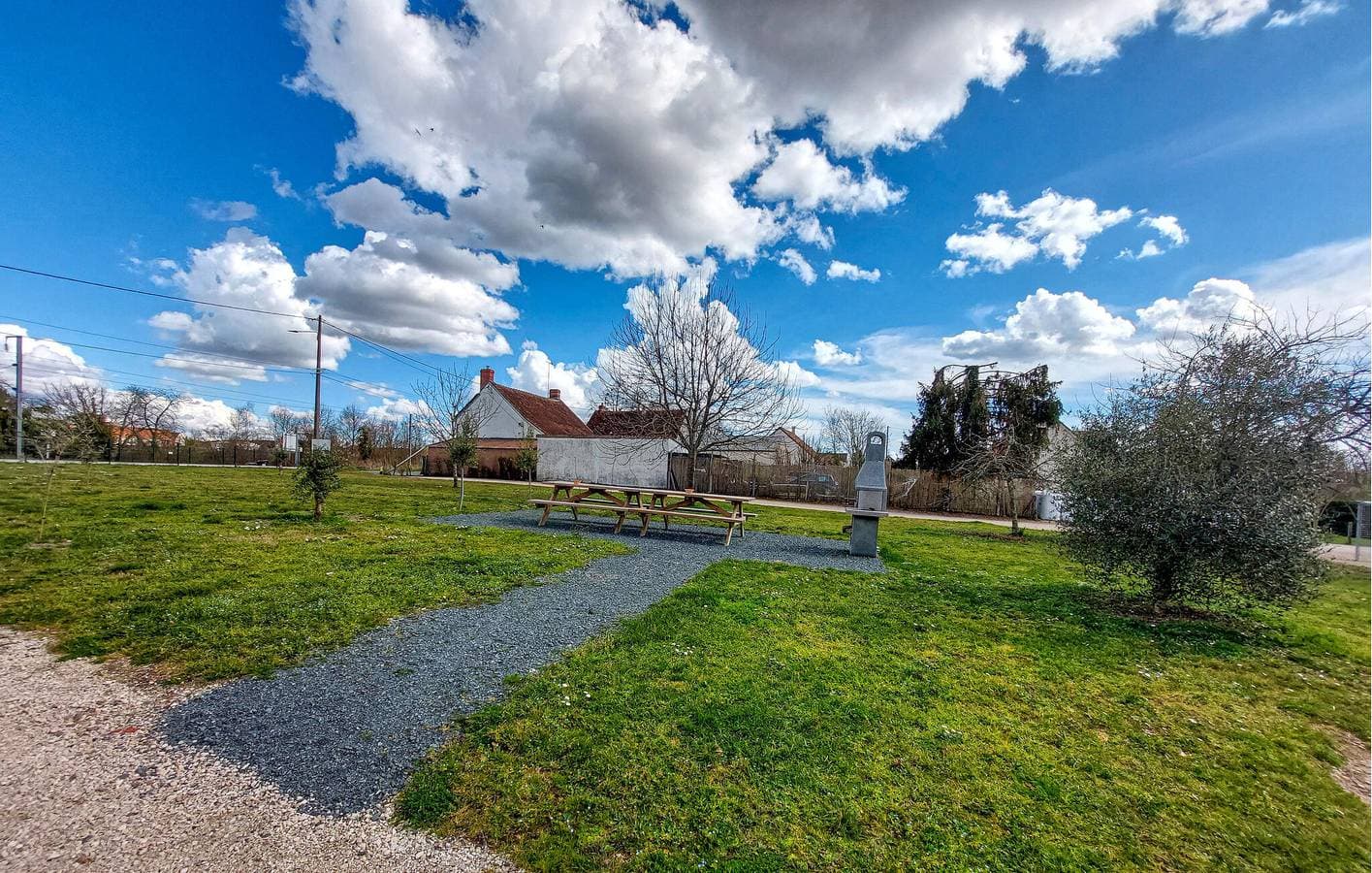 Foto 7 von 17: Gemütliche Wohnung in der Nähe des Stadtzentrums mit Pool und Parkplatz