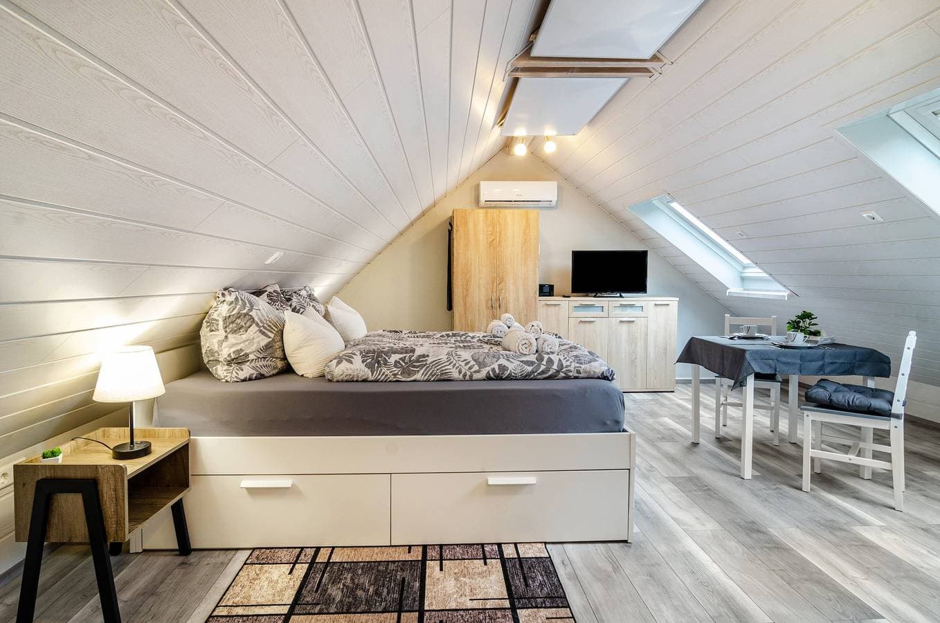 Foto 5 von 15: Gemütliche Ferienwohnung "Opitz" am Bodensee mit WLAN, Garten & Pool