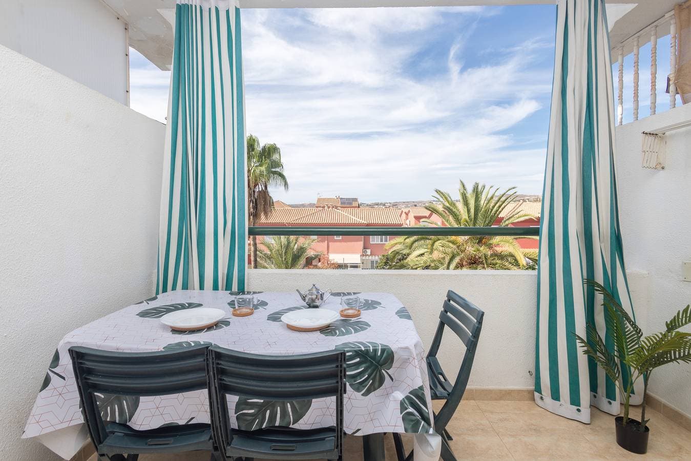 Floral Home - Large Private Terrace with Pool 1