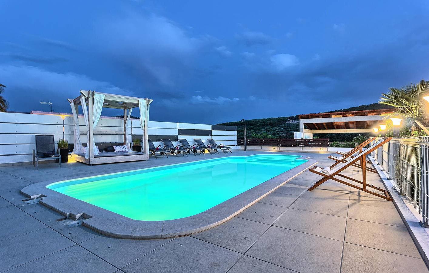 Foto 8 von 57: Gemütliche 2-Zimmer-Wohnung mit Pool, 200 m vom Strand Stari Porat entfernt