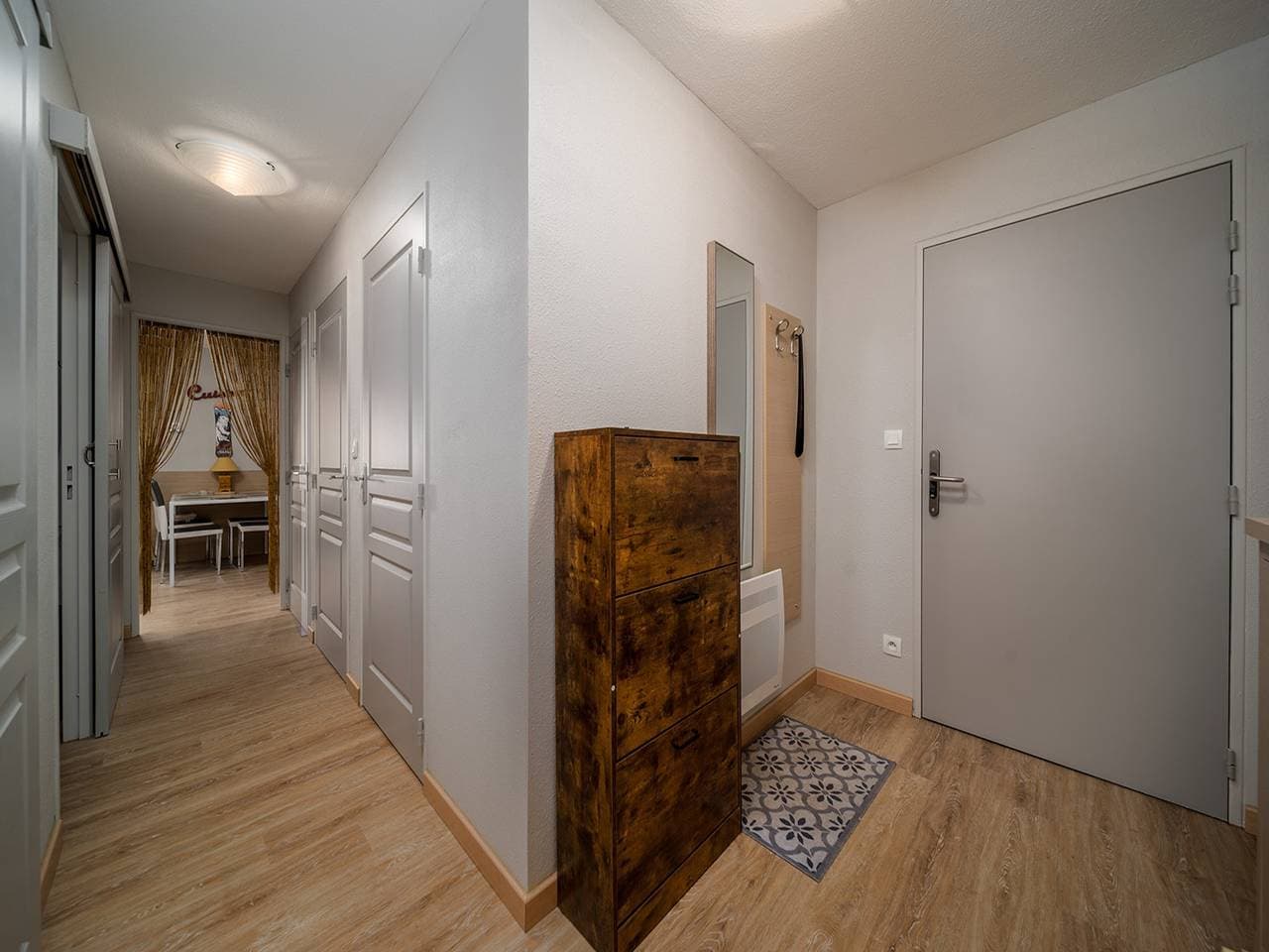 Foto 8 von 33: Wohnung in den Alpen mit beheiztem Pool