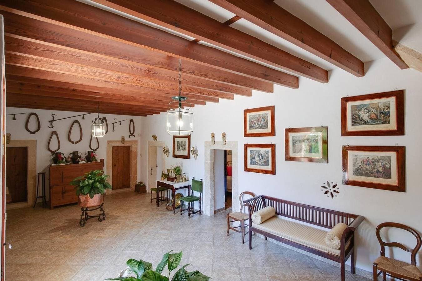 Foto 7 von 34: Ferienhaus Finca Son Caldés mit WLAN, Klimaanlage, Pool und Garten