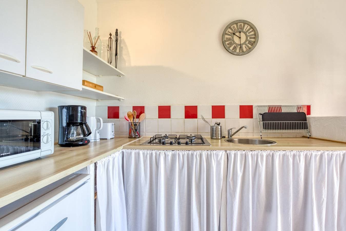 Foto 6 von 25: 'Mas Des Cypres - Mazet 5' mit Privatterrasse, Gemeinschaftsgarten und WLAN