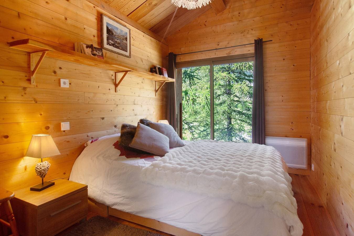 Foto 12 von 18: Ferienwohnung "Gte T3 Le Balarino - Mercantour1" mit Bergblick, Gemeinschaftsgarten und WLAN