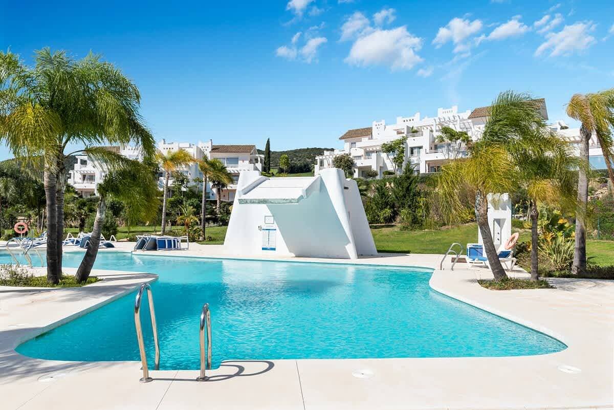 Foto 11 von 33: Scenic apartment in Alcazaba Lagoon with pools