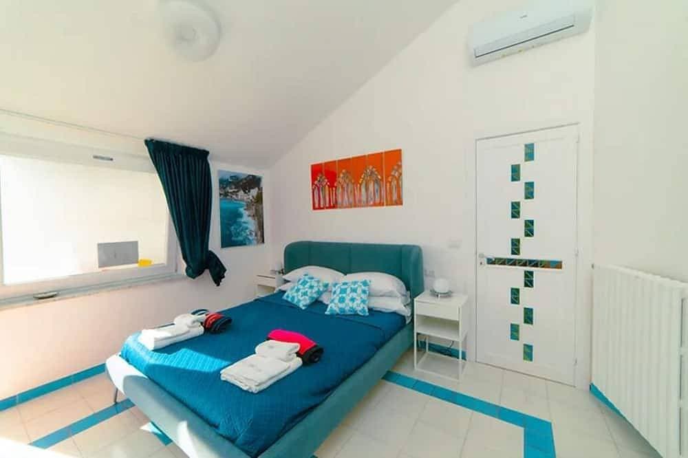 Foto 7 von 30: Amalfi Coast Villa w/Sea Views & Sauna & Jacuzzi plus Rooftop and Parking Garage